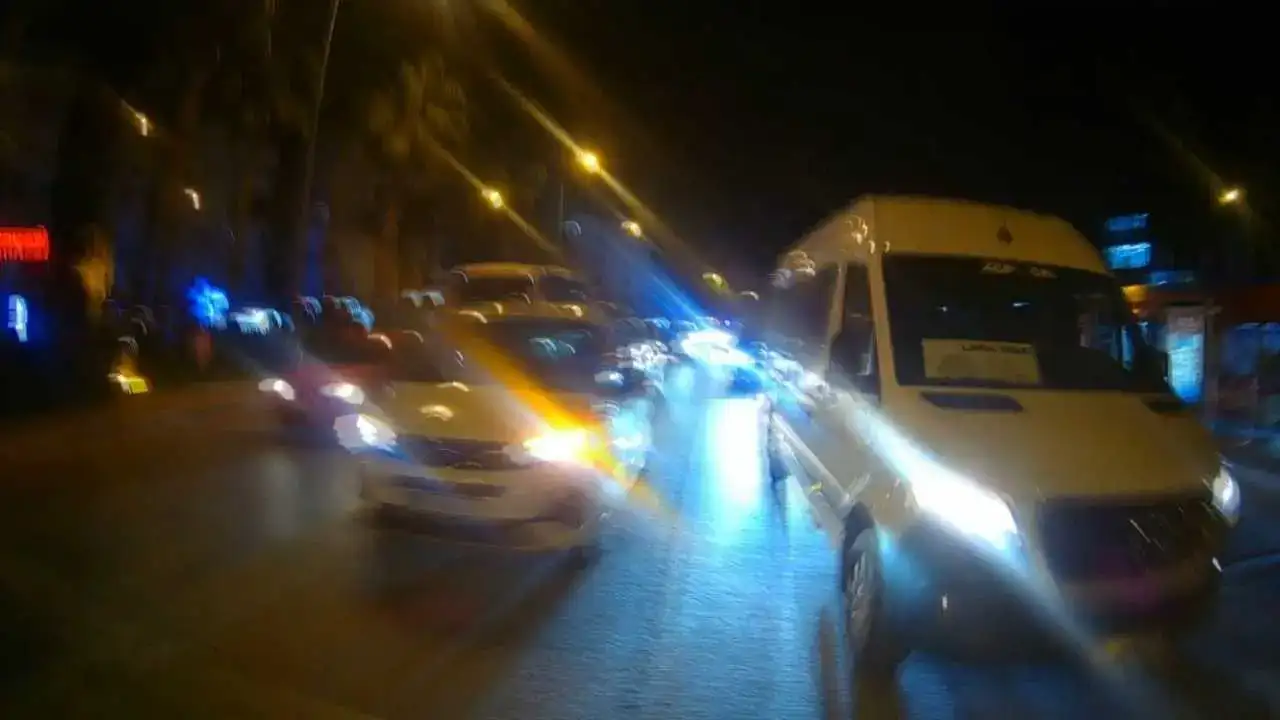 Antalya’da Ambulans İçin Trafiği Tek Başına Açtı! 3